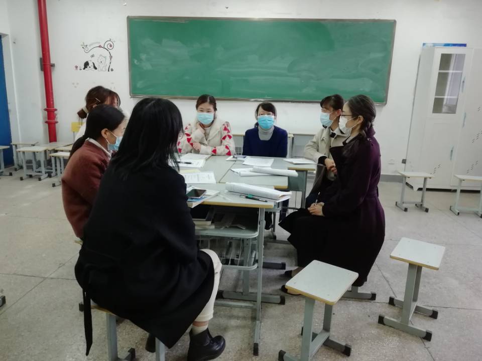 船舶工程学院开展校级公开课评议活动 ——沈丽兰老师讲《船舶压缩制冷装置结构的认知》