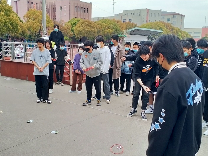 机电工程学院组织开展趣味运动会