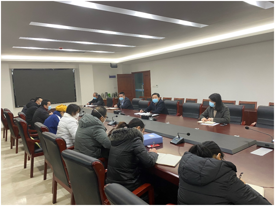 学校召开在线教学工作专题会议