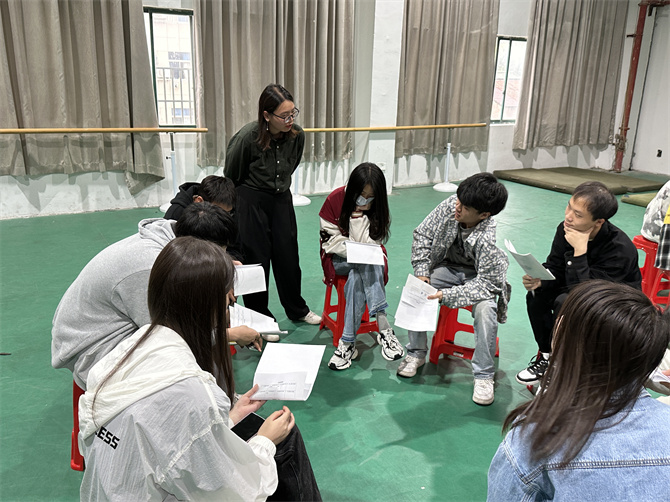 重塑心秩序 青春再启航 ——学校举办心理健康月系列活动